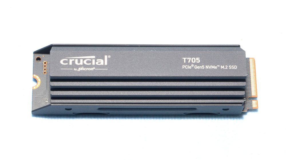 SSD 2TB CRUCIAL T705 14,5000MB-s CON DISIPADOR - foto 2